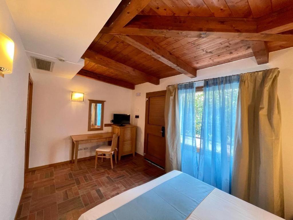 Le Mandrelle Beach Resort Campora San Giovanni Extérieur photo